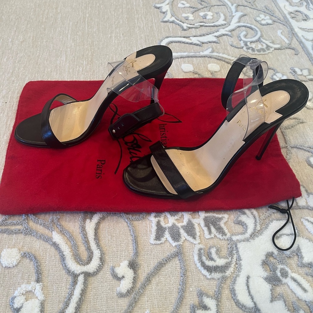 Authentic Christian Louboutin Jonatina 100mm - Size
38.5